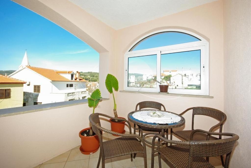 Apartments Villa Rose Sumartin Extérieur photo