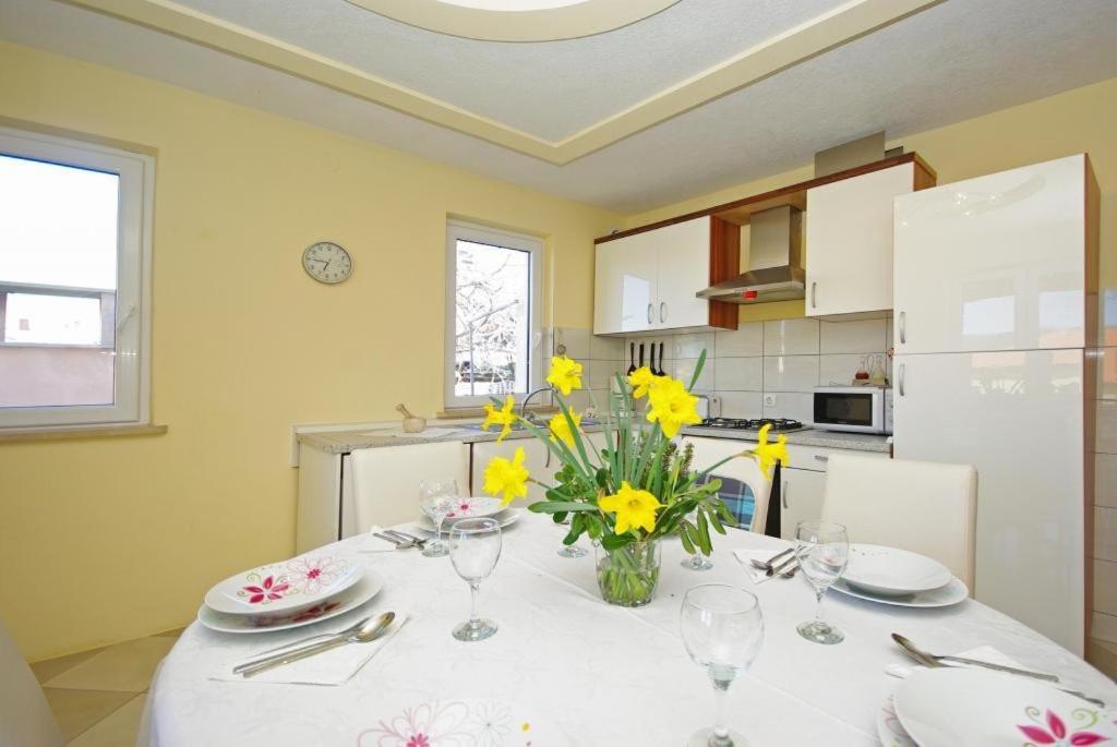 Apartments Villa Rose Sumartin Extérieur photo