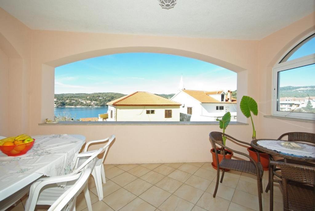 Apartments Villa Rose Sumartin Extérieur photo