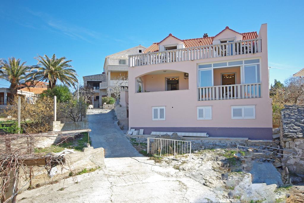 Apartments Villa Rose Sumartin Extérieur photo